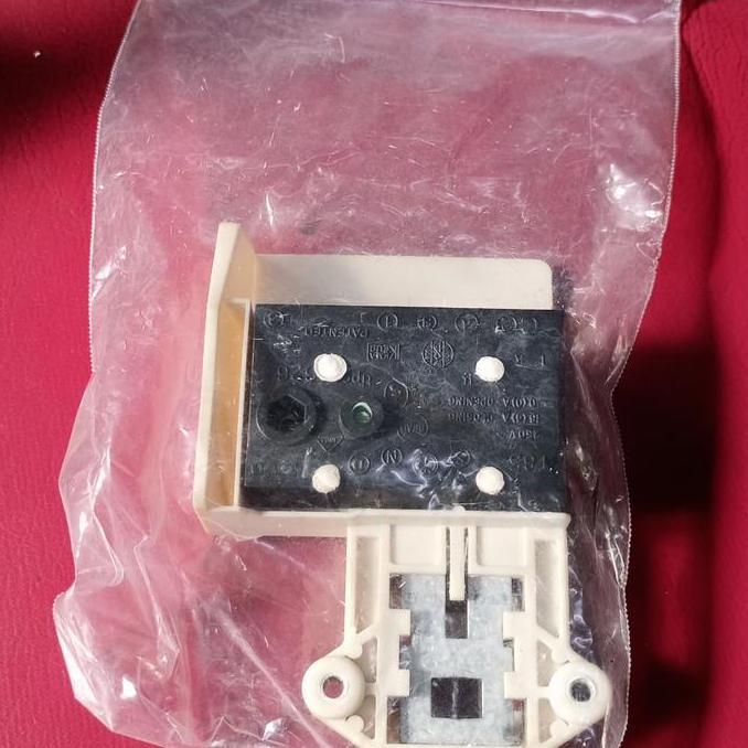 :>:>:>:>] Doorlock mesin cuci lux wh 262