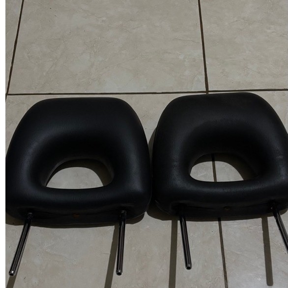 Headrest jok depan starlet