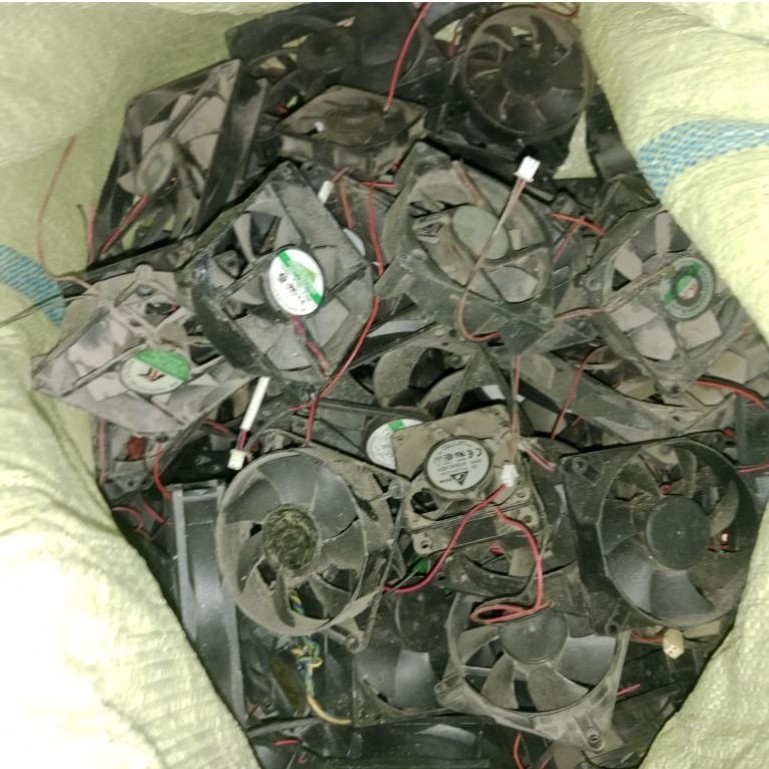 150 pcs kipas bekas cabutan psu komputer