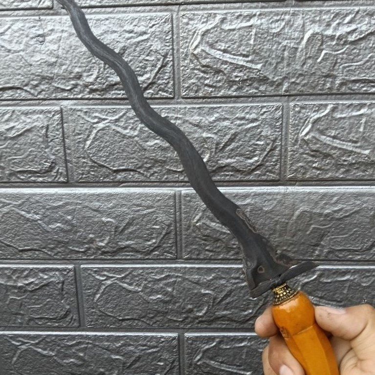 Keris Panimbal Luk 9