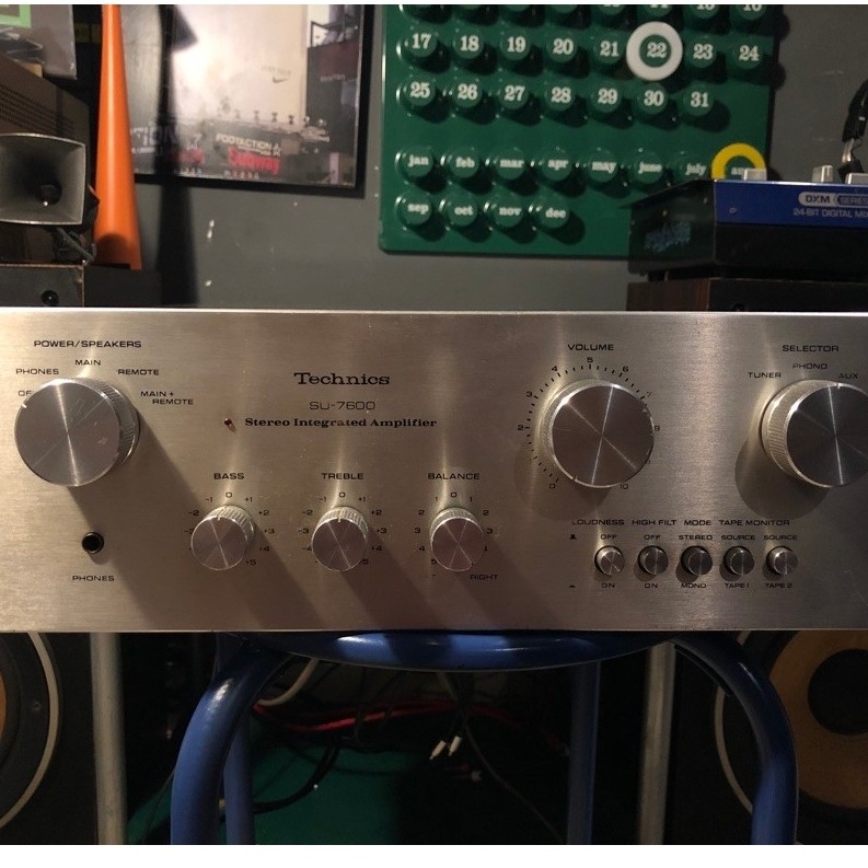 vintage amplifier Technics SU 7600