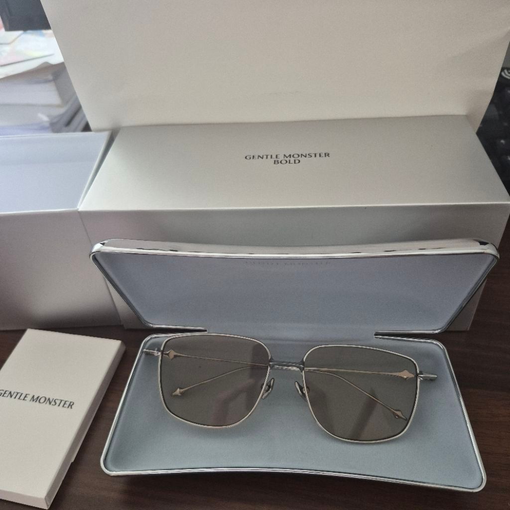 [PRELOVED] GENTLE MONSTER ACADEMYA BROWN LENS