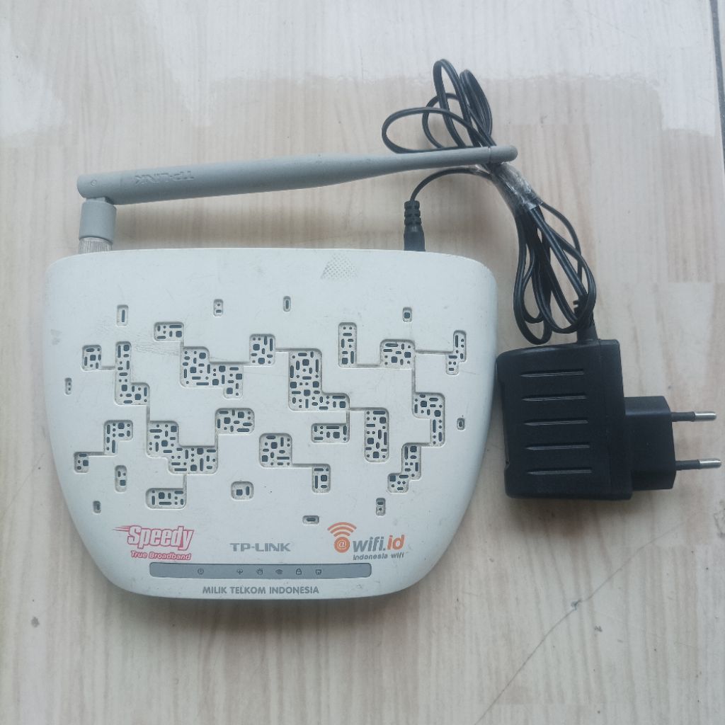 Original Speedy TP Link Wifi Modem Router