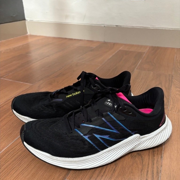 New Balance FuelCell Prism V2 sz 45