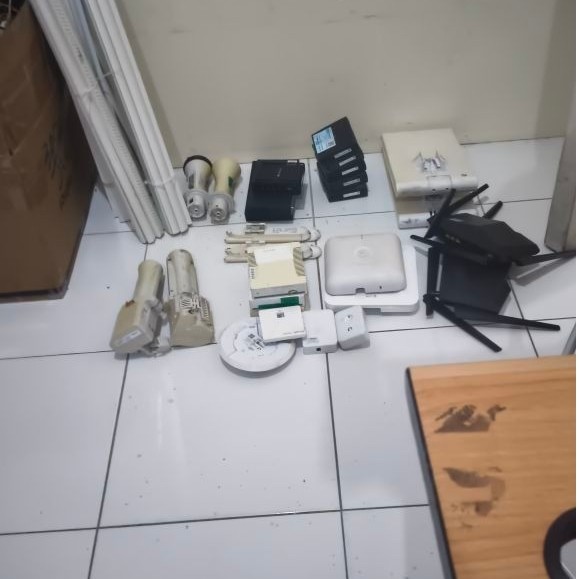 Router, Access Point & Switch Rusak