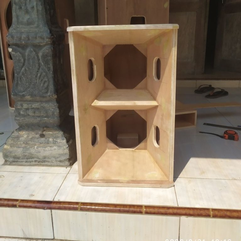 Box T16N /8 inch box model t24