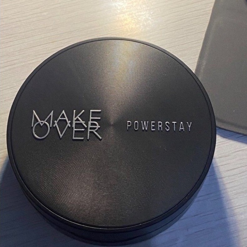 Makeover Powerstay cushion