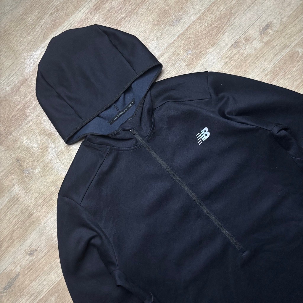NB RUNNING REFLECTIVE HOODIE