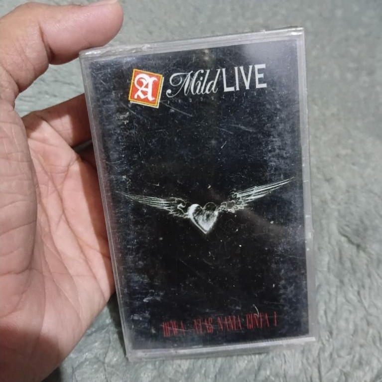 Kaset Dewa19 - Atas nama cinta