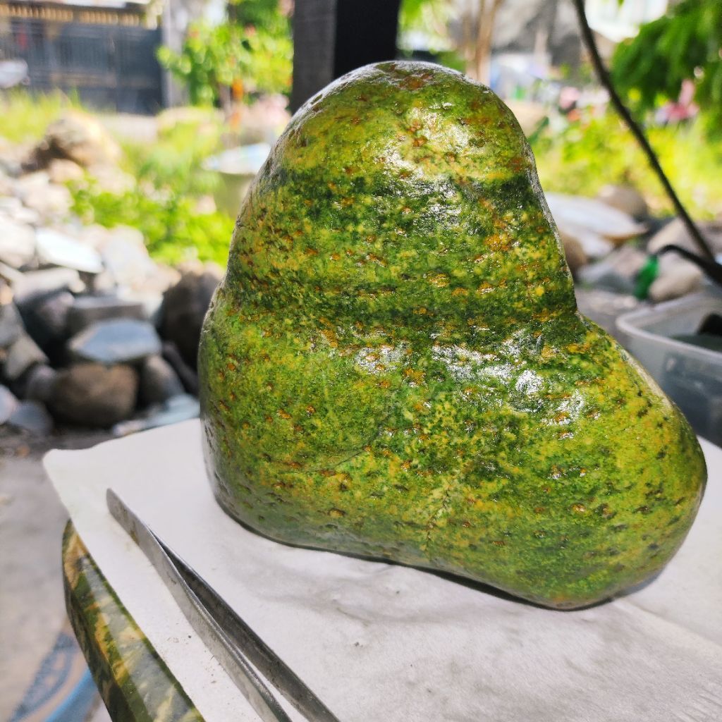 Natural Idocrase lumut selasih super