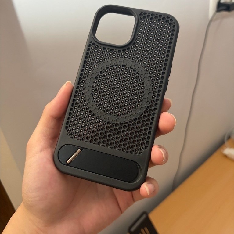 Premium Hardcase Cooling for iPhone 15 - MagSafe Compatible