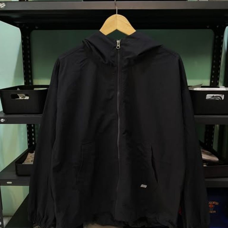 Windbreaker jacket STL black basic Authentic