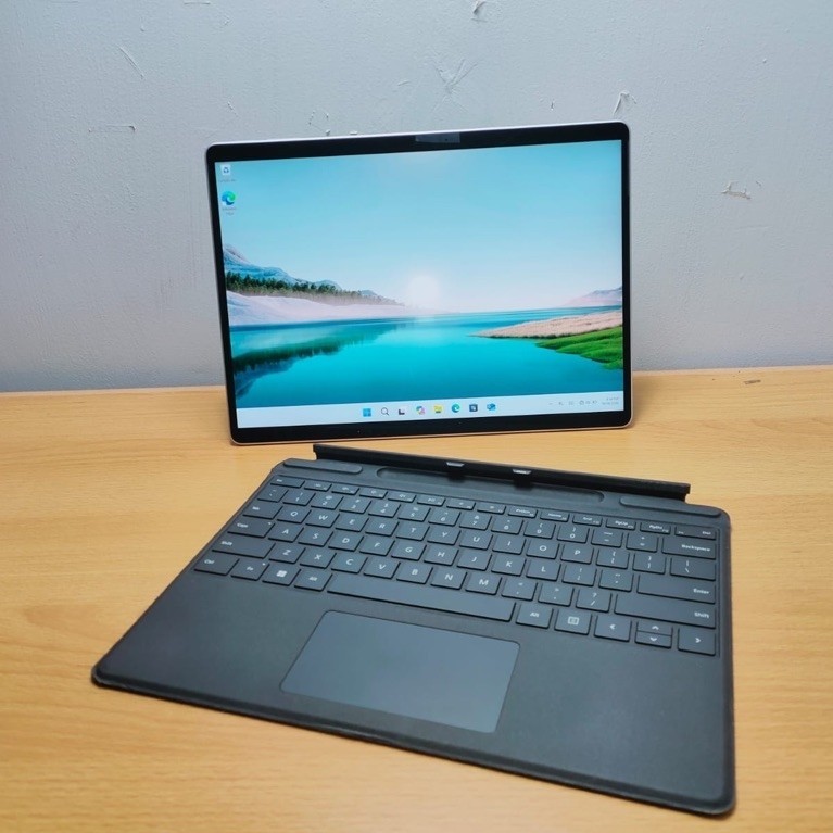 MICROSOFT SURFACE PRO 9 I7-1255U 16GB RAM 256GB SSD MULUS 2K TOUCH TABLET