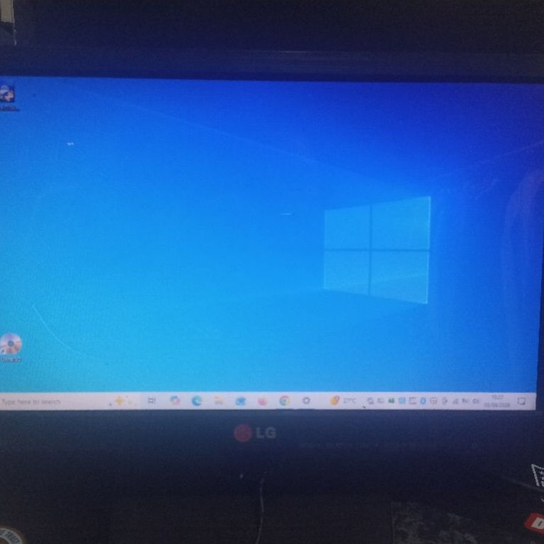 LCD MONITOR LG 16INC