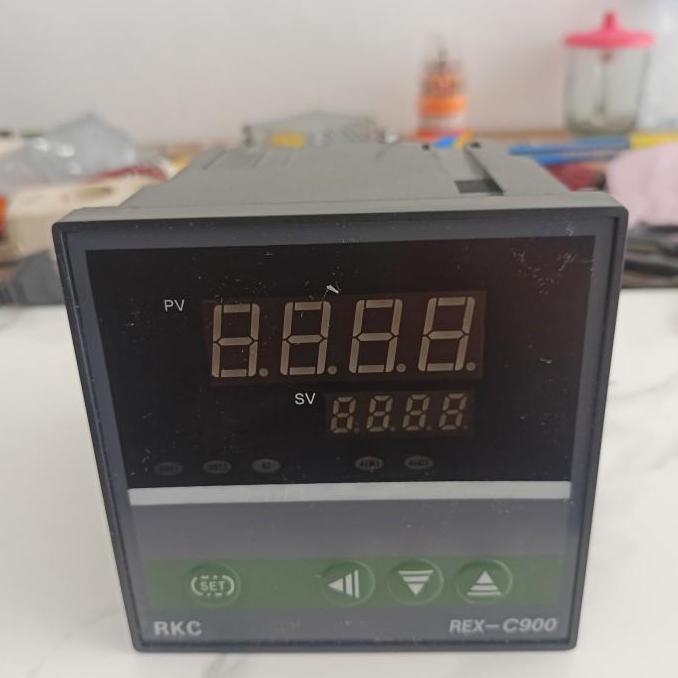 REX-C900 INPUT 0-5V OUT RELAY SSR DIGITAL CONTROLLER 96 X 96 MM 220V AUTO