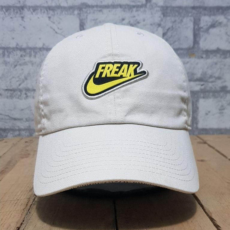 TOPI NIKE FREAK