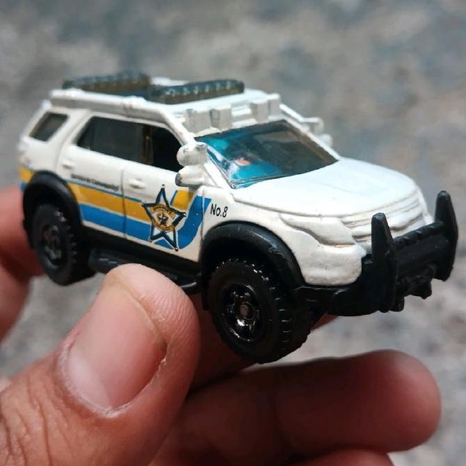 DIECAST LOOSE MATCHBOX LOOSE MATCHBOX FORD EXPLORER PUTIH