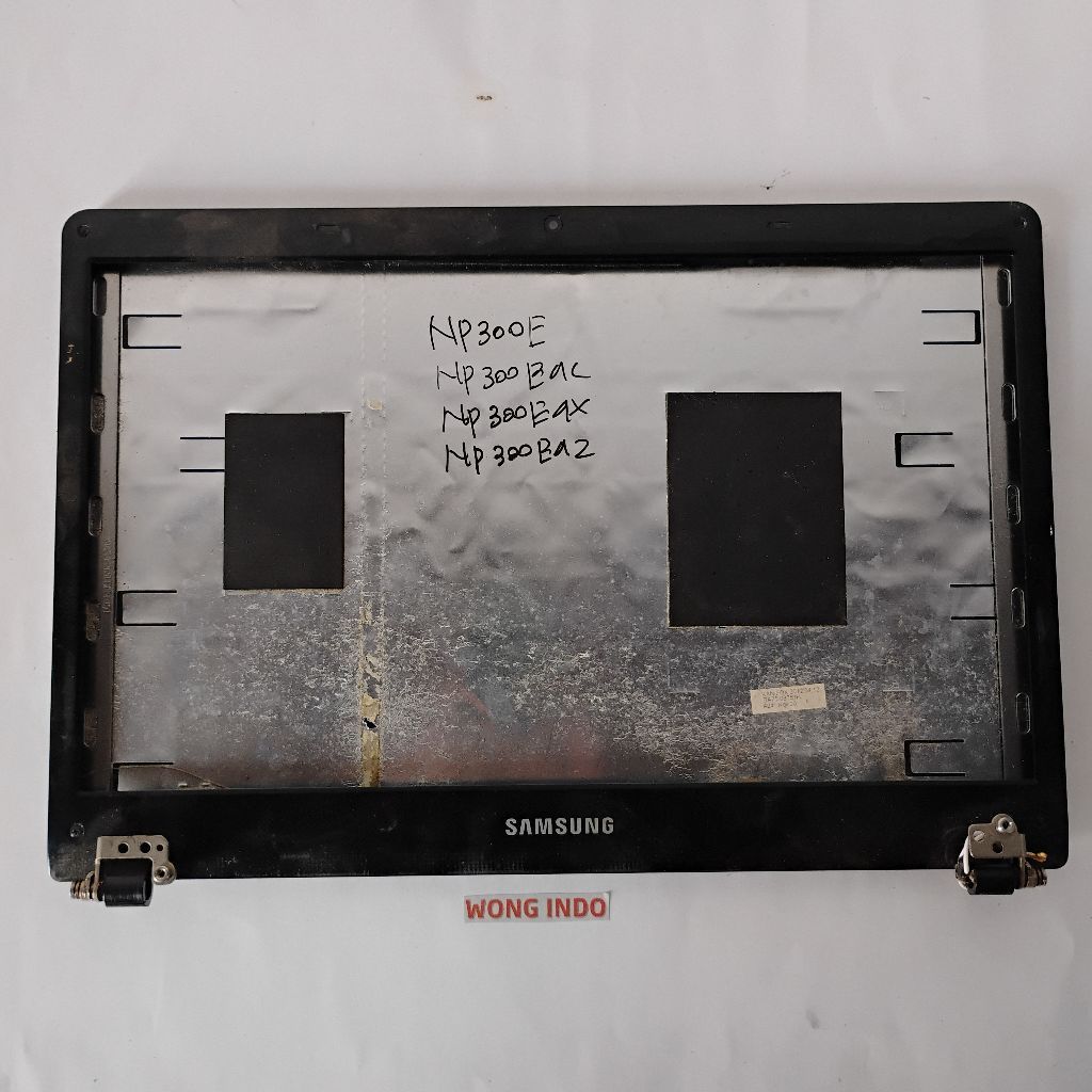 Casing frame lcd laptop Samsung NP300E NP300E4C NP300E4X NP300E4Z