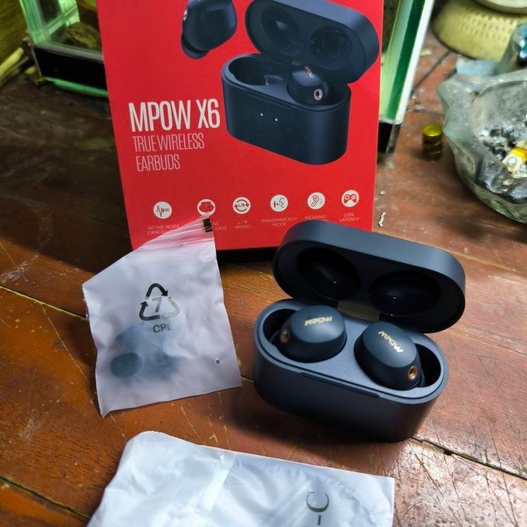 MPOW X6  Wireless charging Headset Earphone Tws Bluetooth