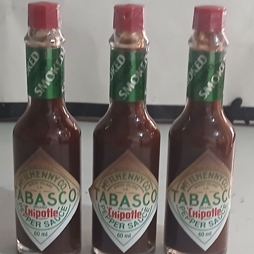TABASCO® SMOKED CHIPOTLE PEPPERS SAUCE 60ML HALAL / CHIPOTLE PEPPERS IN ADOBLOSAUCE