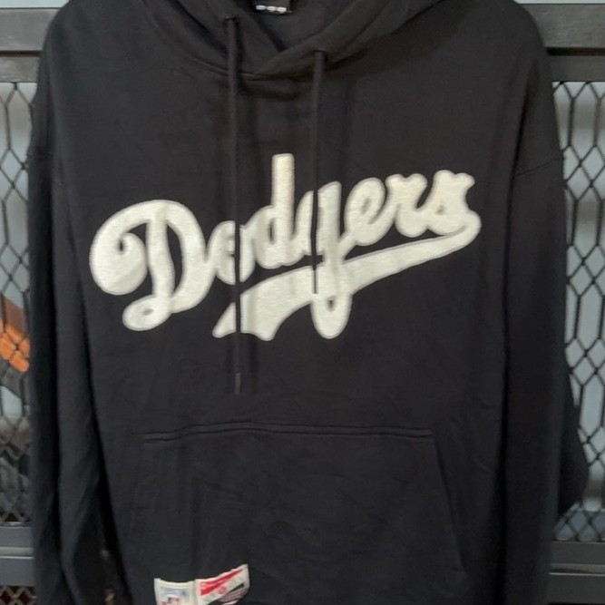 Hoodie NEW ERA MLB DODGERS TOWEL preloved