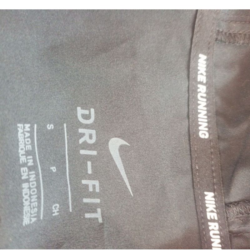 jaket runing nike original