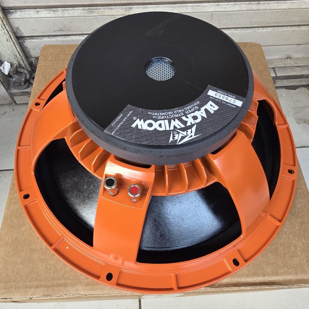 SPEAKER FULL RANGE 15 INCH PEAVEY BLACK WIDOW 15 VC 3 INCH ORANGE