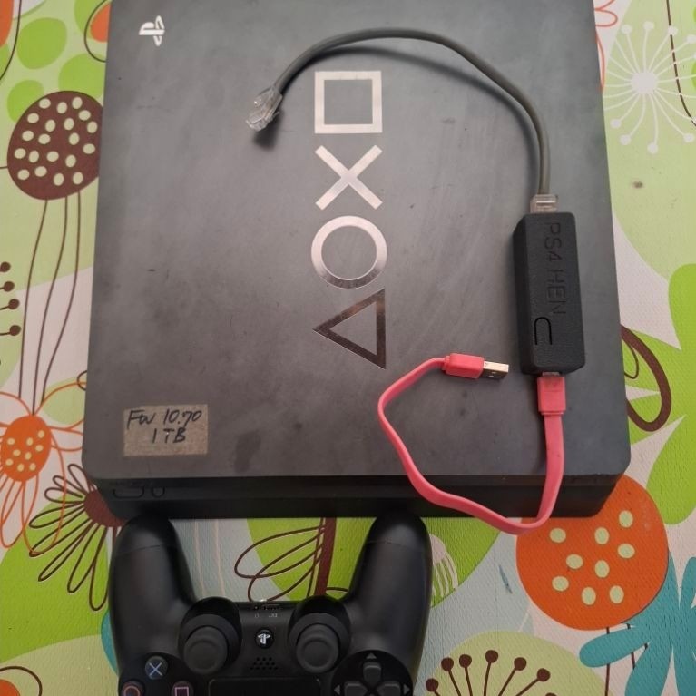 Ps 4 slim hen 11.00 seri 22 full game 1TB aktivasi hen pake lucfox