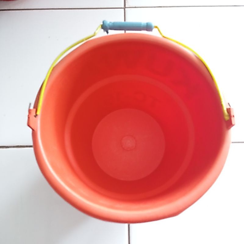 Ember plastik /ember cor /ember orange /ember kuat untuk adukan cor dan semen