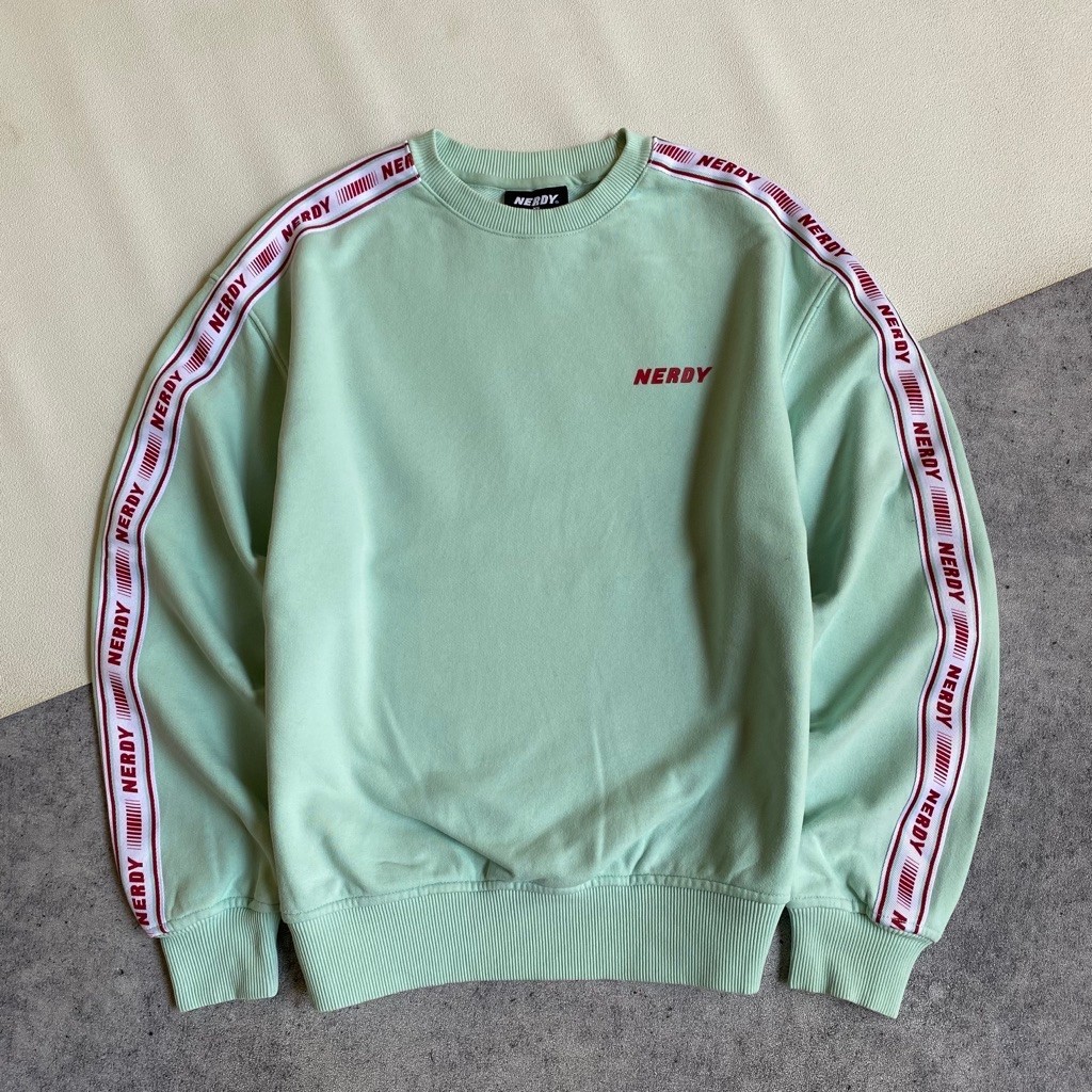 CREWNECK NERDY