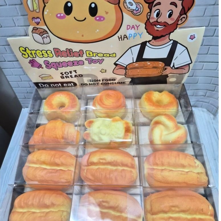 READYSTOCK Squishy Bread Roti. Stress Relief Bread& squeeze toy