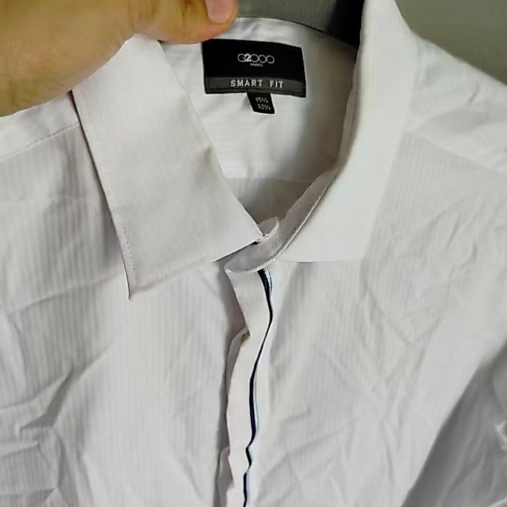 kemeja pria SIZE M Stretch putih g2000