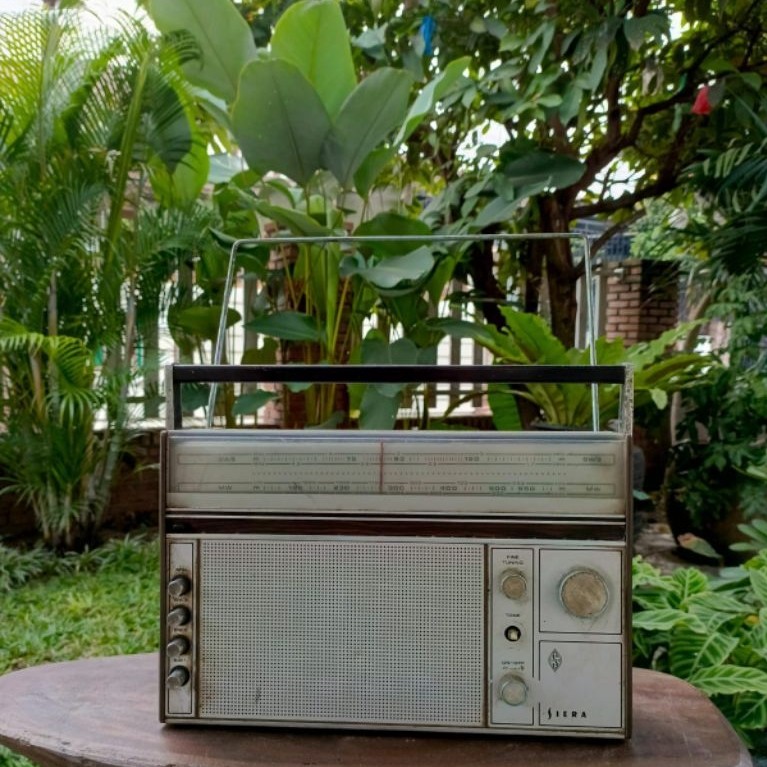 Radio Transistor Jadul Merk Siera