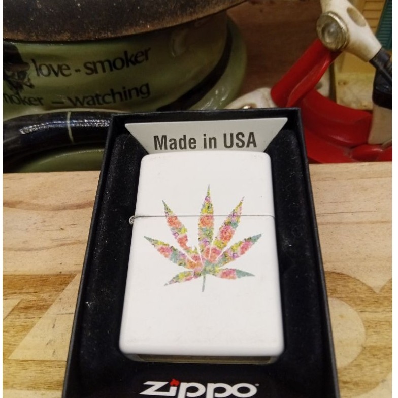 original Zippo floral weed second like new