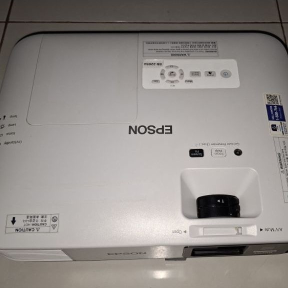 Epson EB-2265U