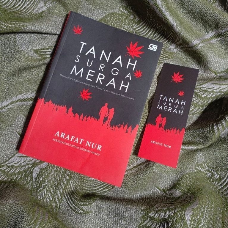 [ORIGINAL] Novel Tanah Surga Merah - Arafat Nur (Preloved) BACA DESKRIPSI