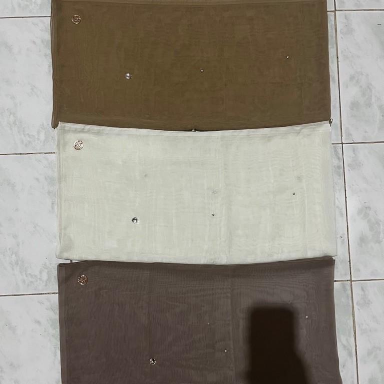 ( New ) MAREVI Scarf swaroski Kuning