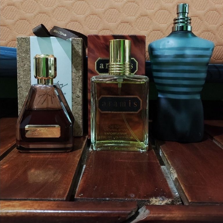 Preloved Parfume Alien Objects (AO) Hugs
