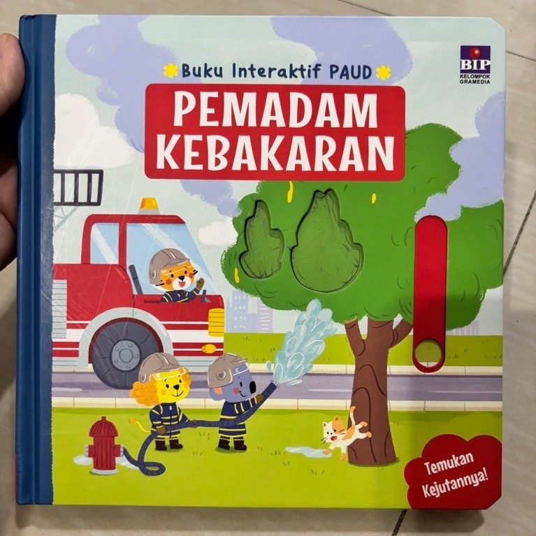 preloved board book pemadam kebakaran