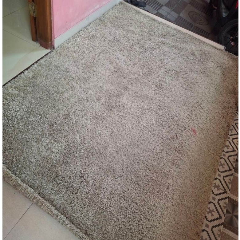 Karpet Informa preloved