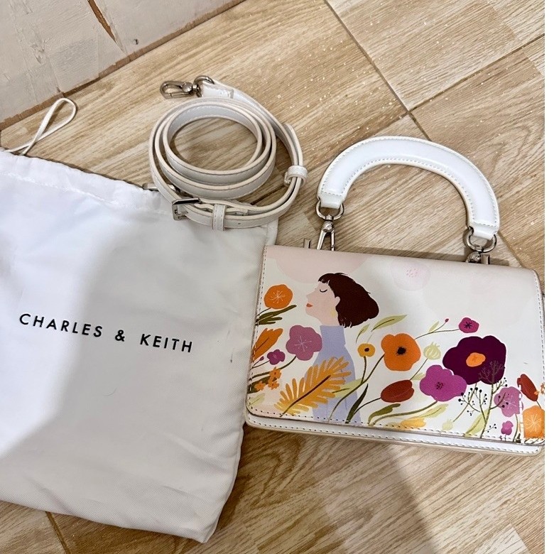 preloved tas charles & keith by oamul lu (baca desk)
