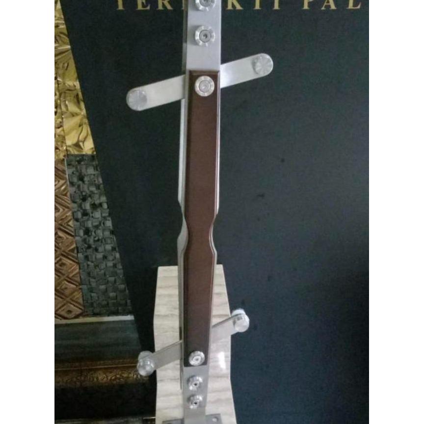 Ready Tiang Railing Stainless Motif Kayu Glass Partition Hand Railing Stud