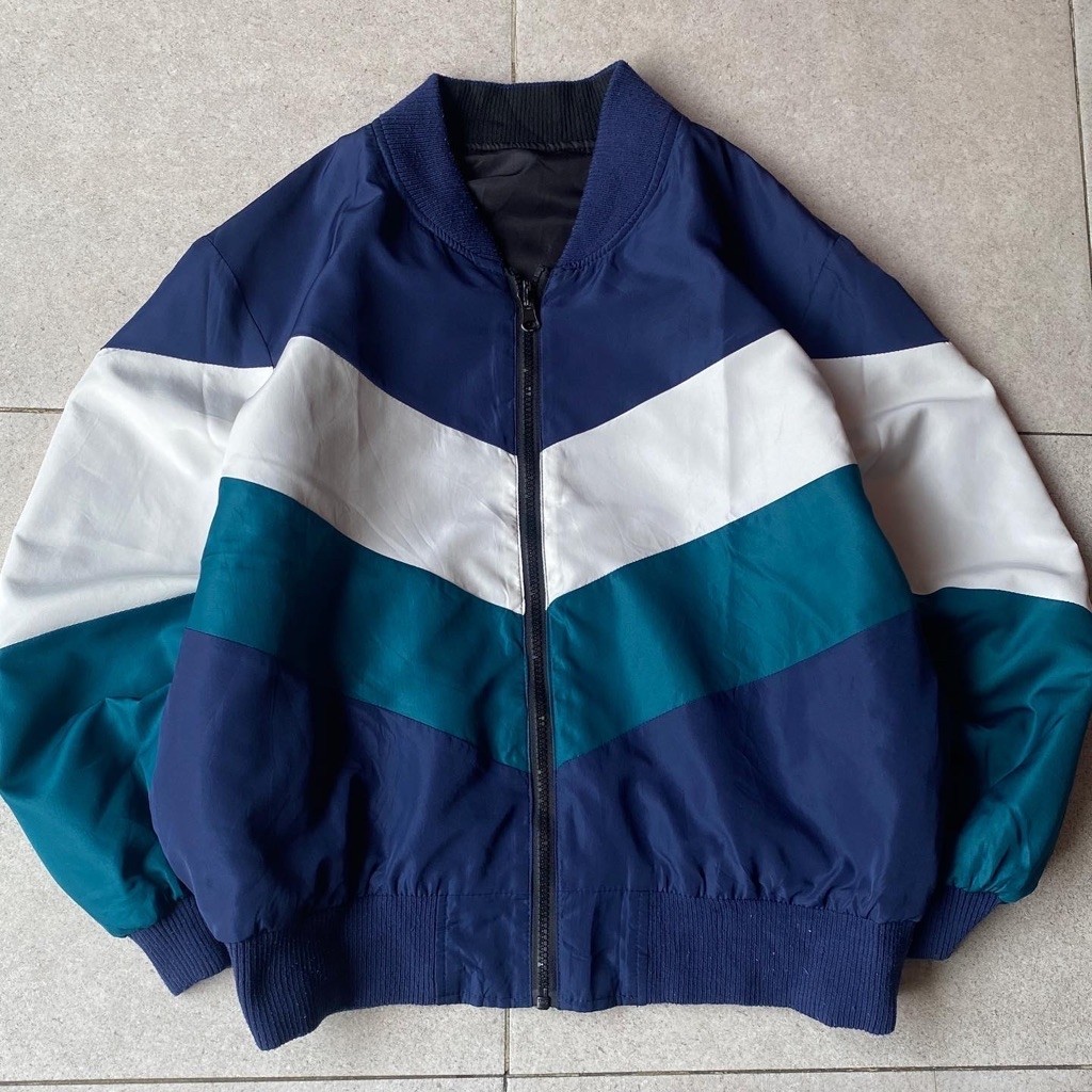 ColorBlock Crop Bolak-Balik Vintage Casual Jacket