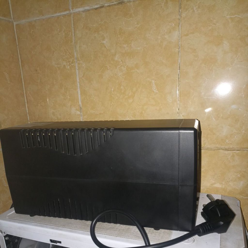 ups zitech 1000va 600watt