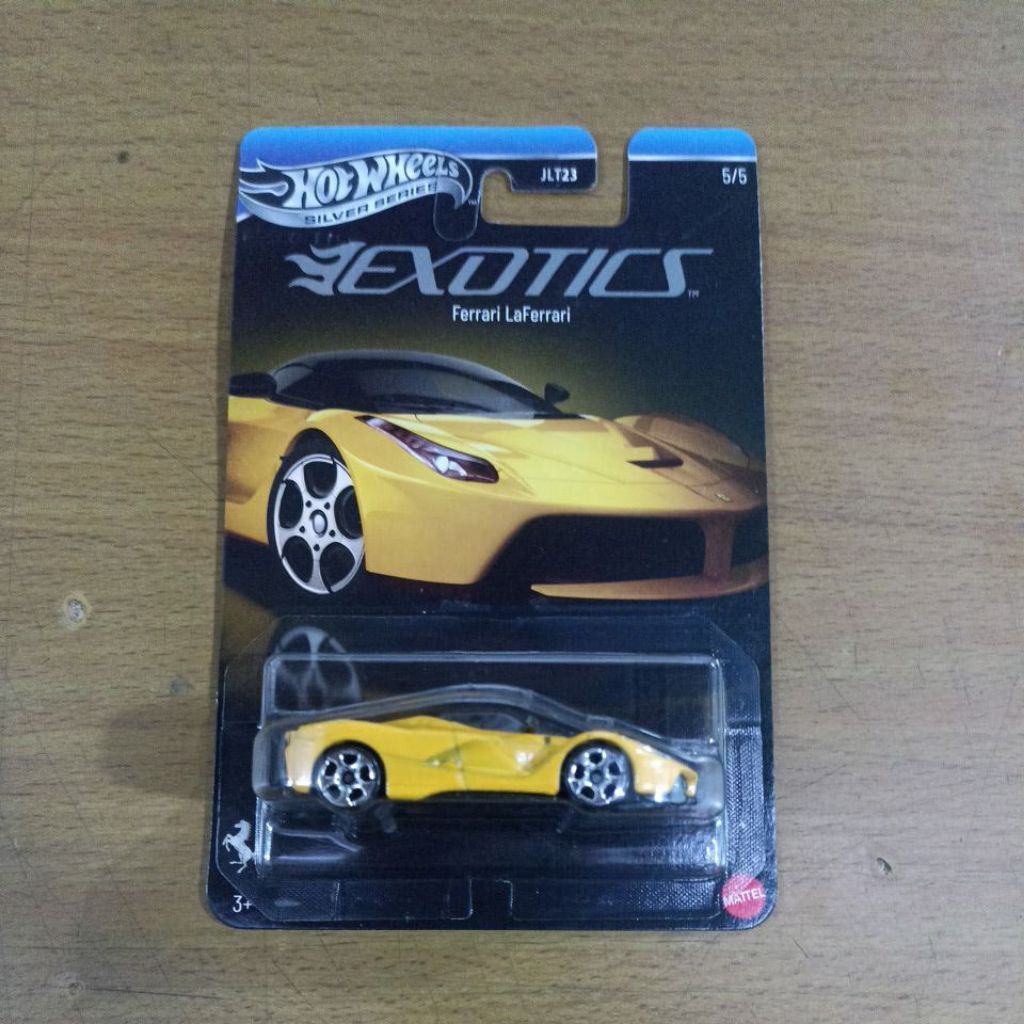 Hot Wheels EXOTICS Ferrari LaFerrari