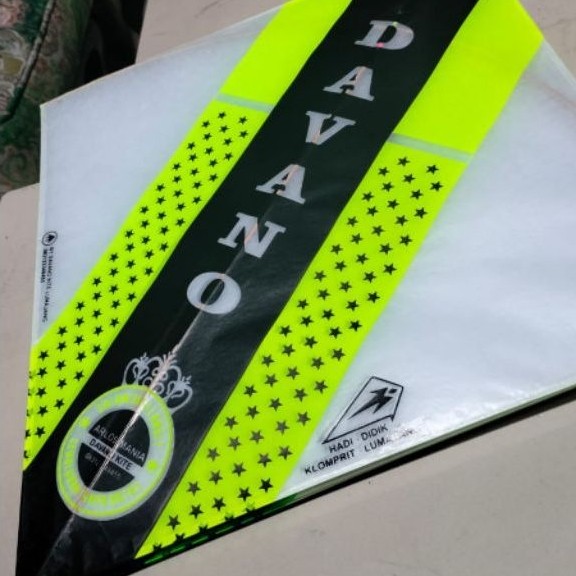 Layangan Sukhoi Super Turnamen DAVANO