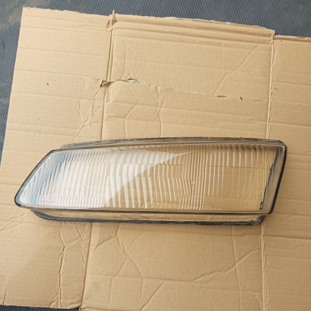 kaca lampu head lamp kia timor kiri