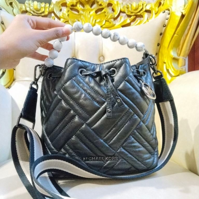 Tas MICHAEL KORS bekas pemakaian,second seken preloved