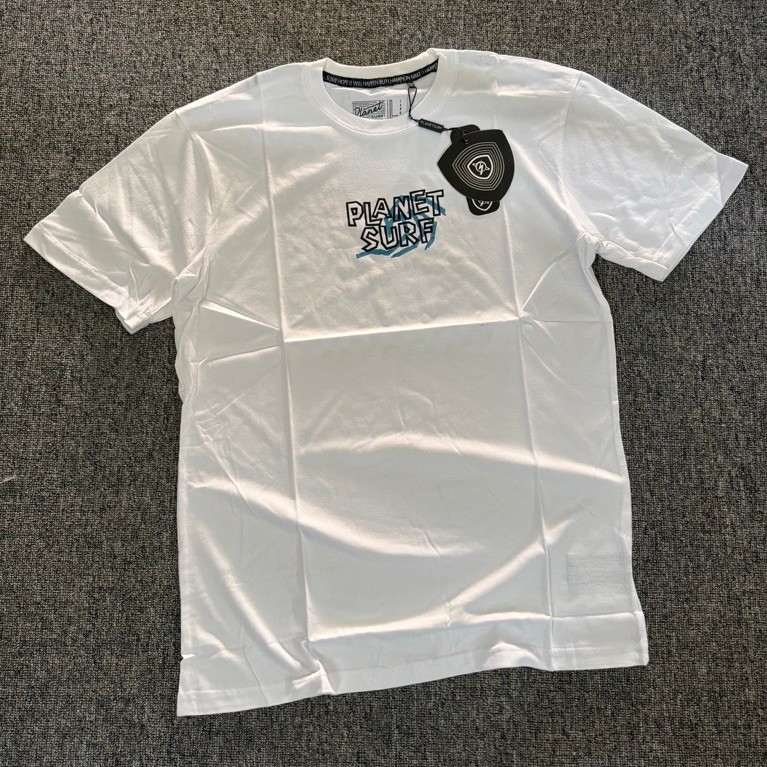 AMD 833 KAOS PRIA PUTIH PLANET SURF LENGAN PENDEK