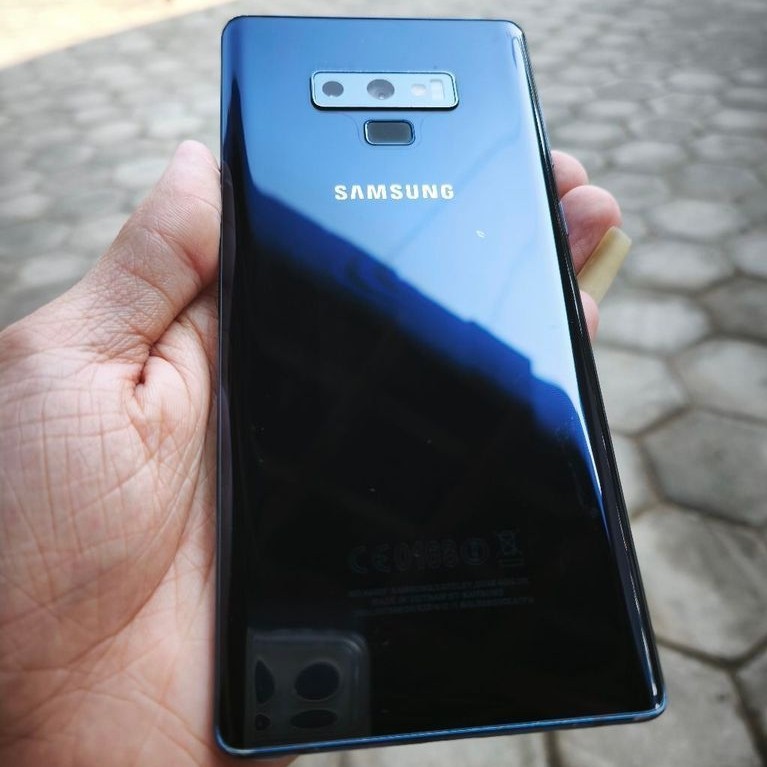 Samsung Galaxy Note 9 8/512GB (Varian Tertinggi) - S-Pen Ori 
